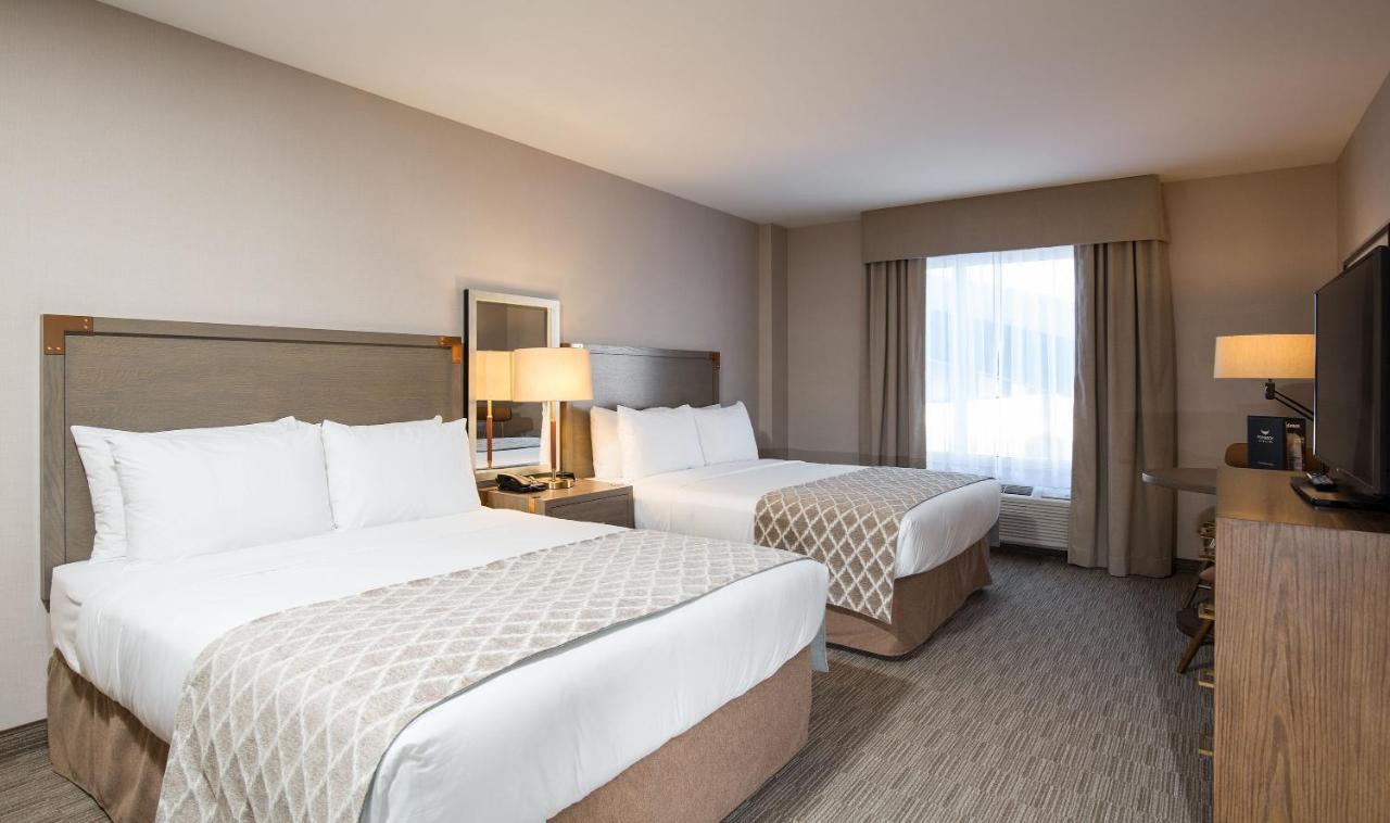 Pomeroy Inn & Suites Prince George Buitenkant foto